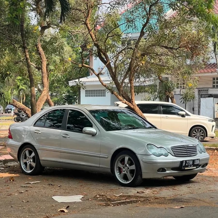 Mercedes-Benz C 180 2001