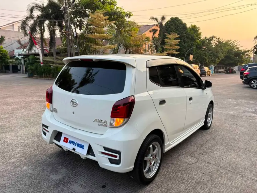 Daihatsu Ayla 1.0 X 2019