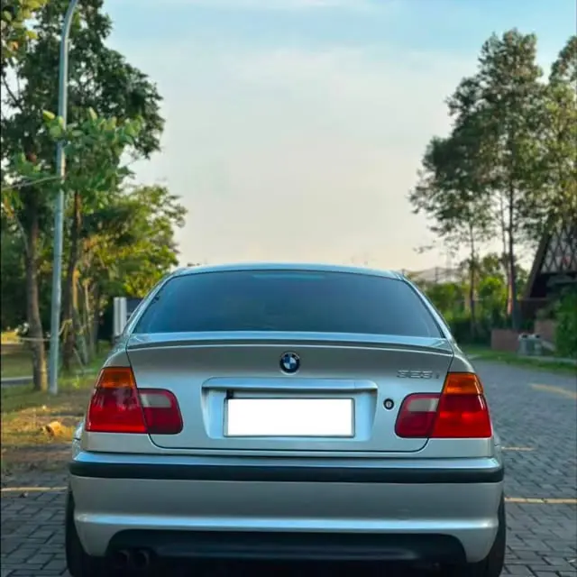 BMW E46 323i 2000