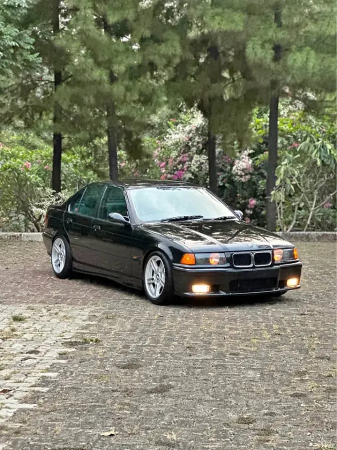 BMW E36 323i 1996