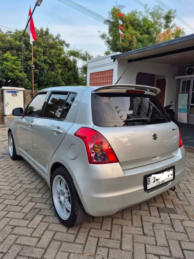 Suzuki Swift ST 2008