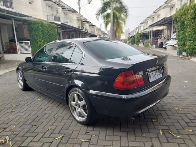 BMW E46 325i 2002