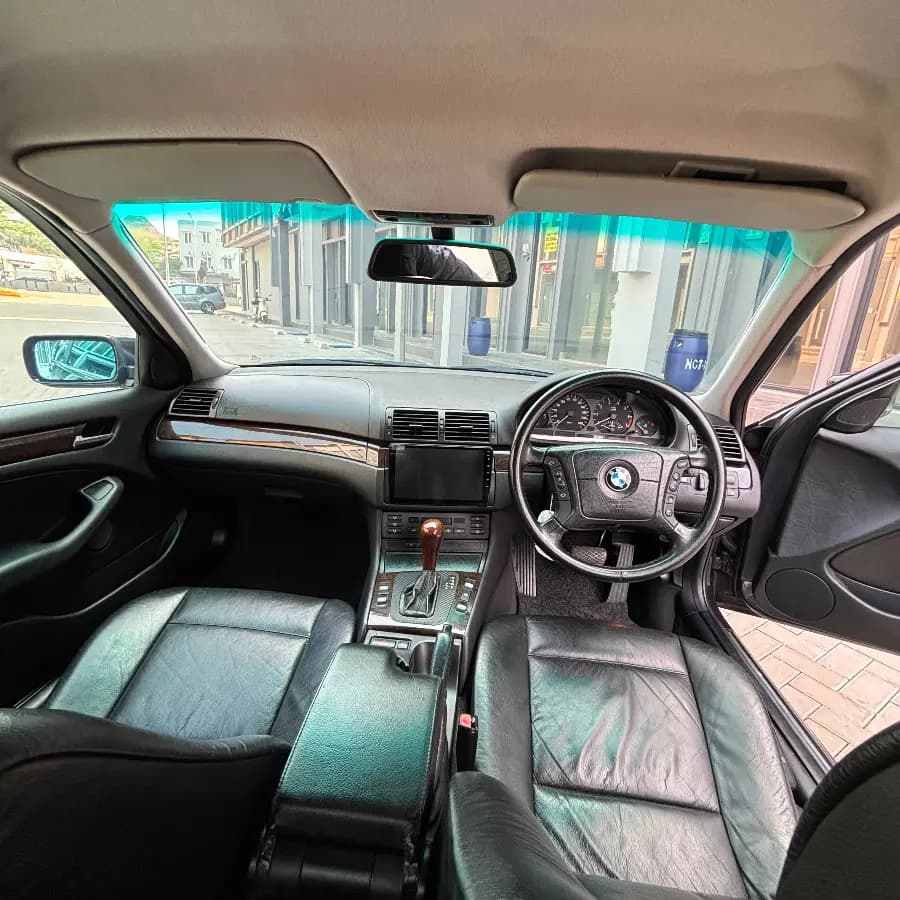 BMW E46 325i 2002