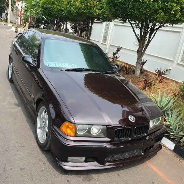 BMW E36 323i 1996