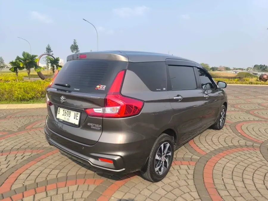 Suzuki Ertiga GX Hybrid 2023