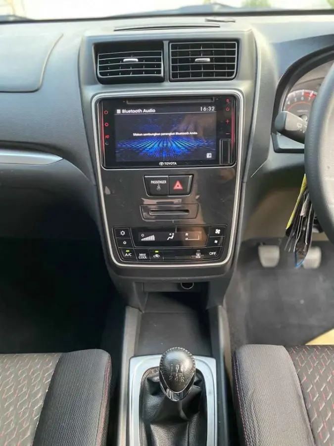 Toyota Avanza 1.5 Veloz 2021