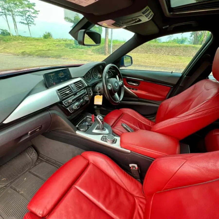 BMW F30 330i 2015