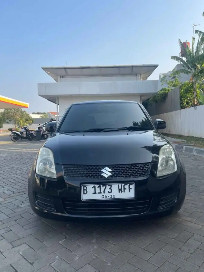 Suzuki Swift ST 2010