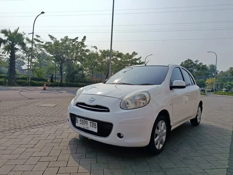 Nissan March 1.2 2012
