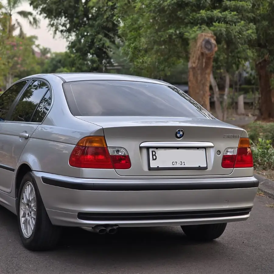 BMW E46 325i 2001