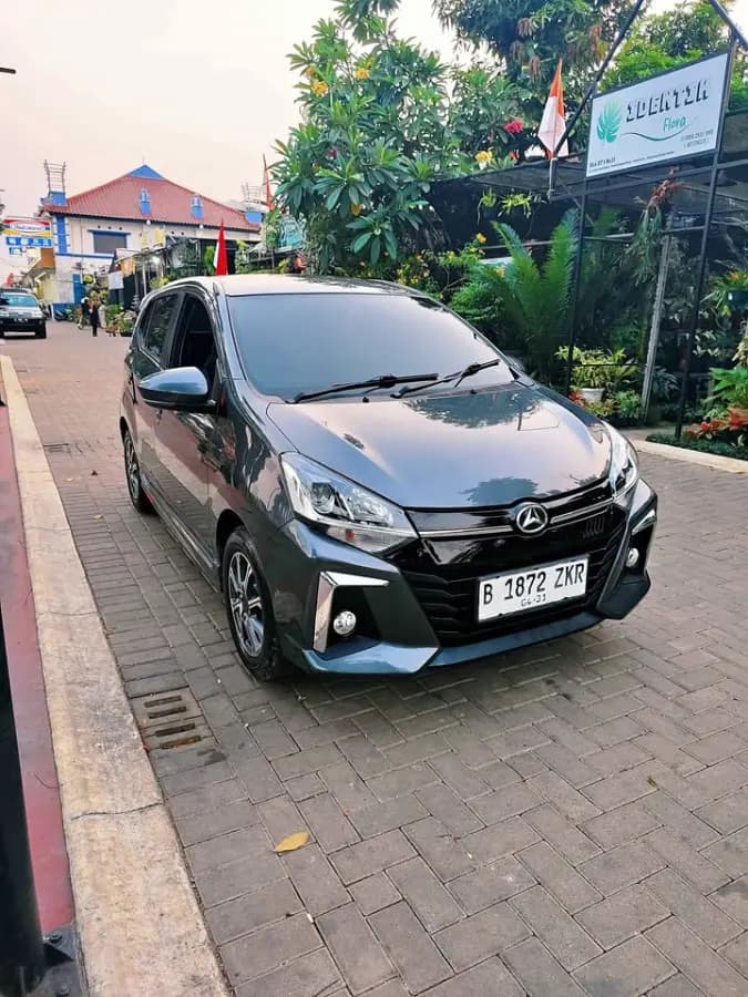 Daihatsu Ayla 1.0 R 2021