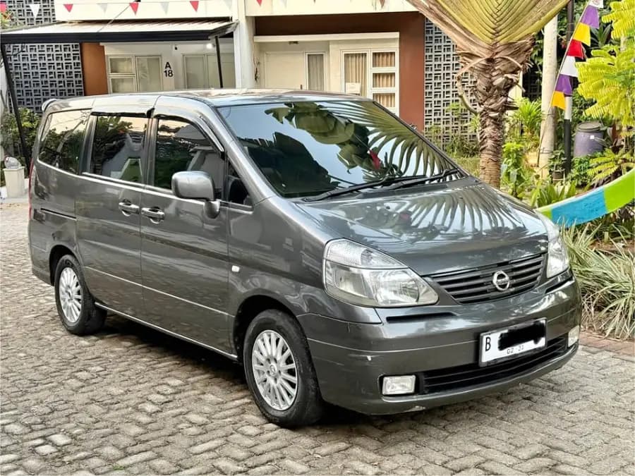 Nissan Serena CT 2011
