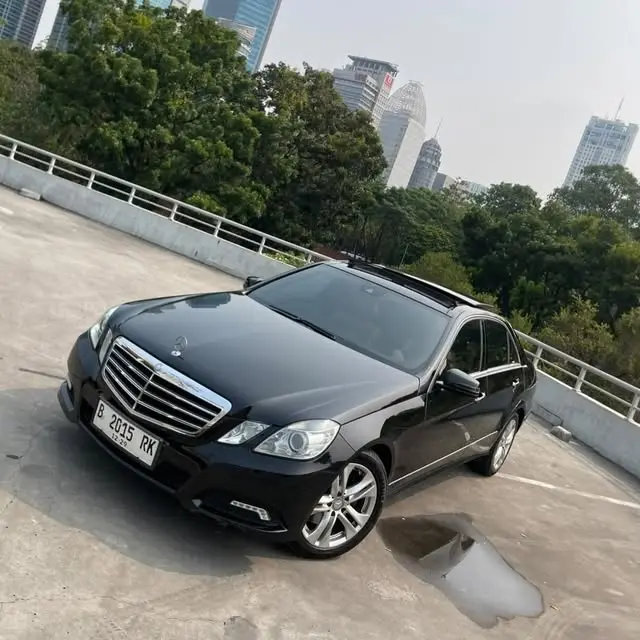 Mercedes-Benz E 300 Avantgarde 2009