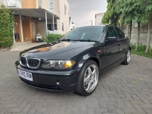 BMW E46 325i 2002