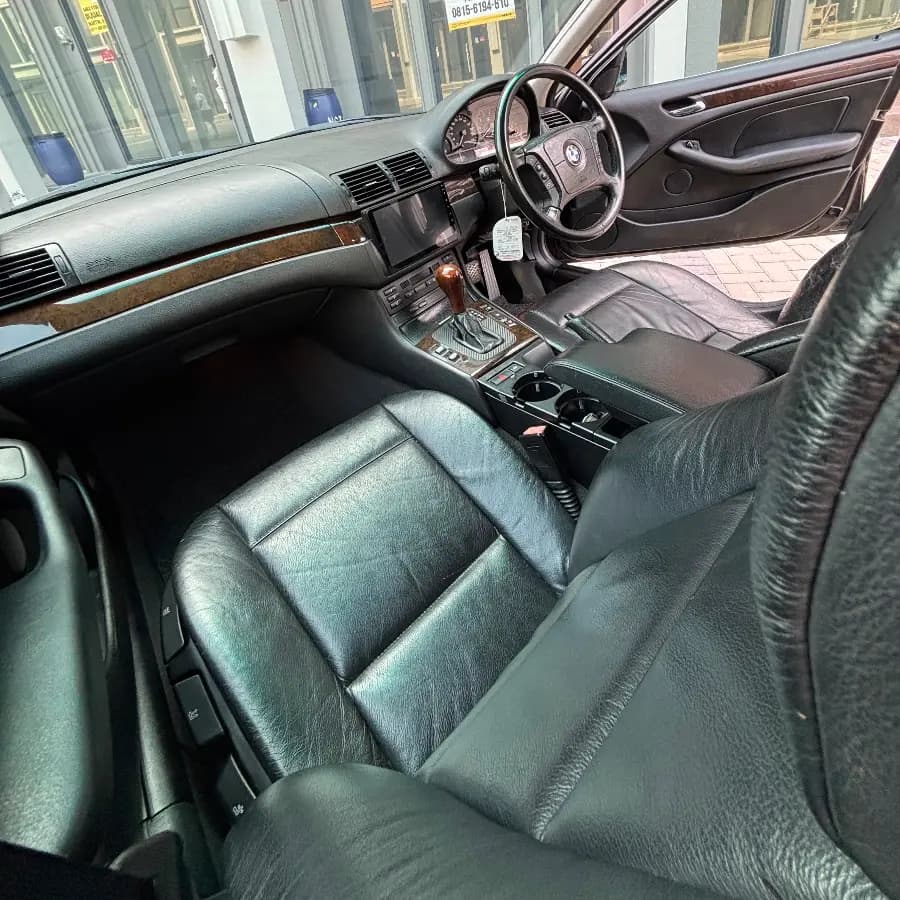 BMW E46 325i 2002