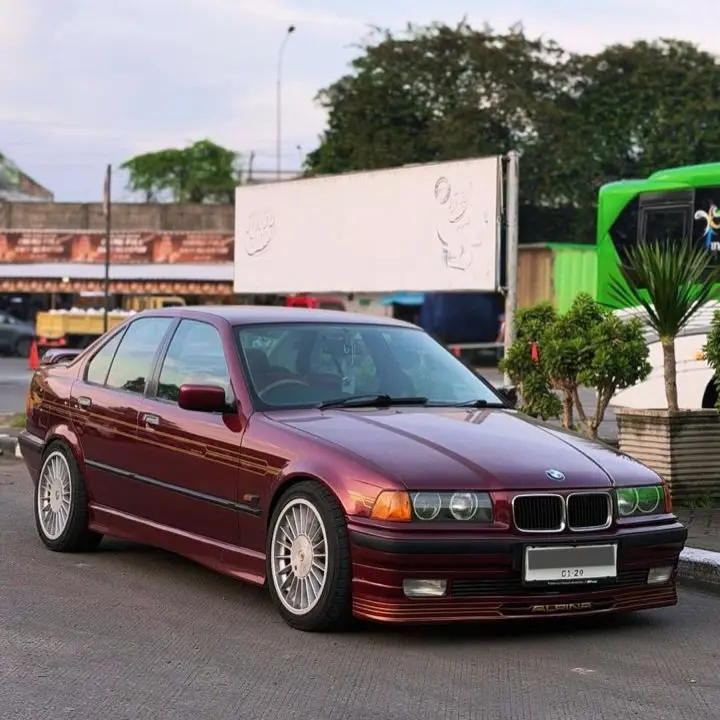 BMW E36 323i 1996