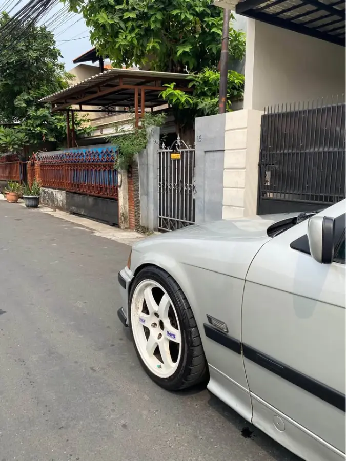 BMW E36 320i 1995