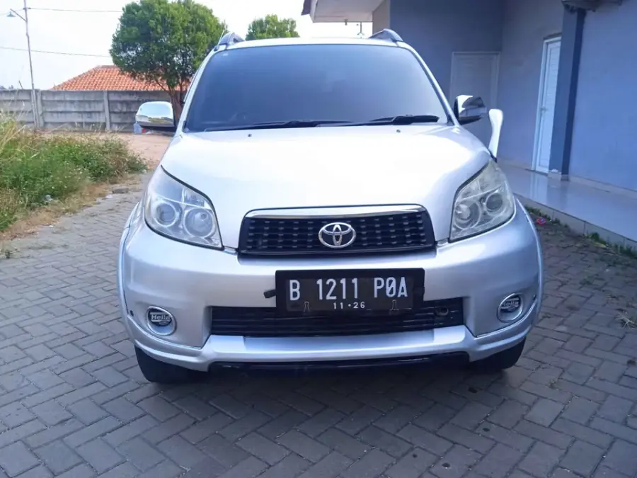 Toyota Rush 1.5 S 2011
