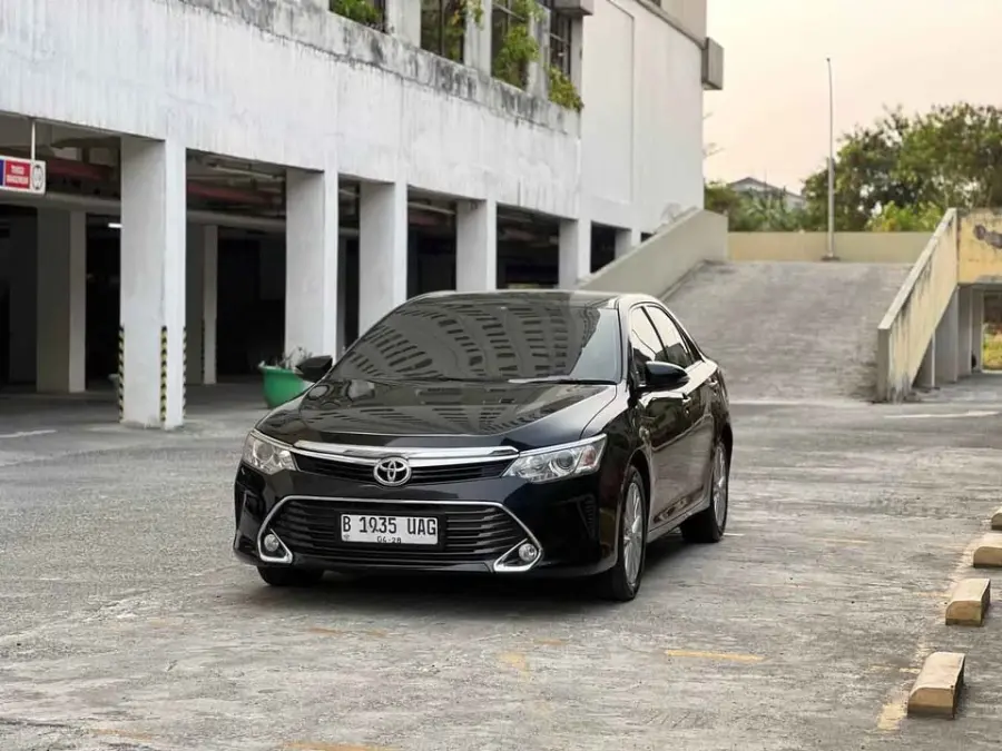 Toyota Camry 2.5 V 2018