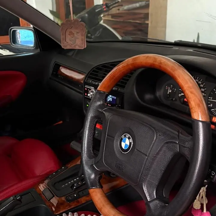 BMW E36 323i 1996