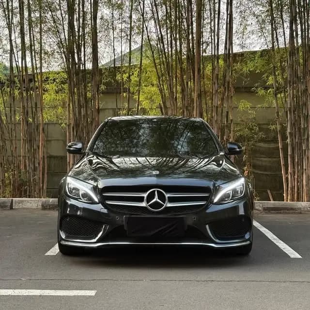 Mercedes-Benz C 300 AMG Line 2019
