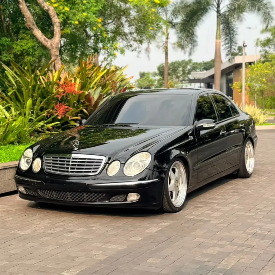 Mercedes-Benz E 240 Elegance 2002