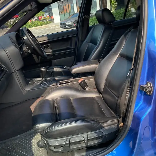 BMW E36 323i 1999