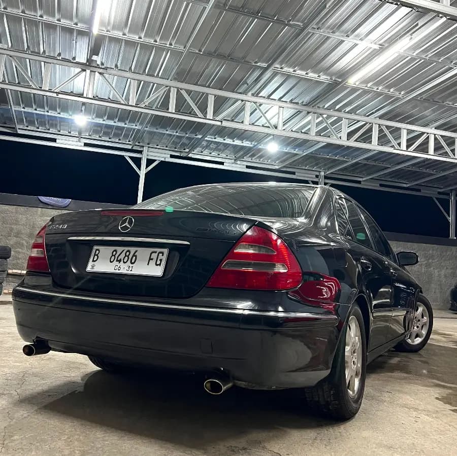 Mercedes-Benz E 200 Elegance 2003
